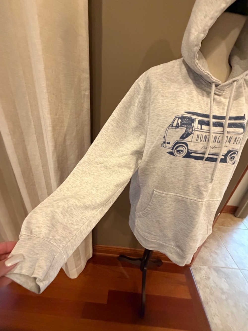 Huntington Beach Gray Pullover Hoodie Bear in Volkswagen Graphic, Size XL - Picture 4 of 13